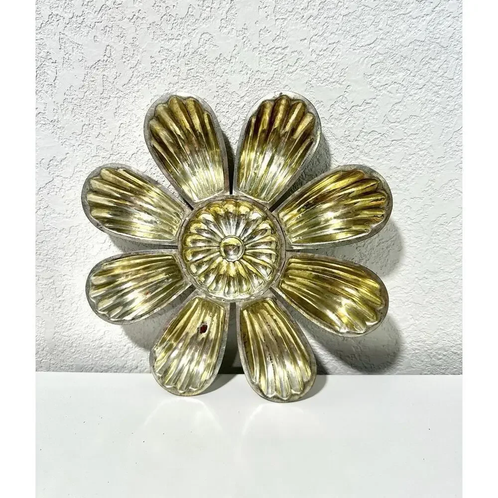 Vintage Tart Tin Daisy Flower Brass Color Stainless Steel Plate Serving Tray